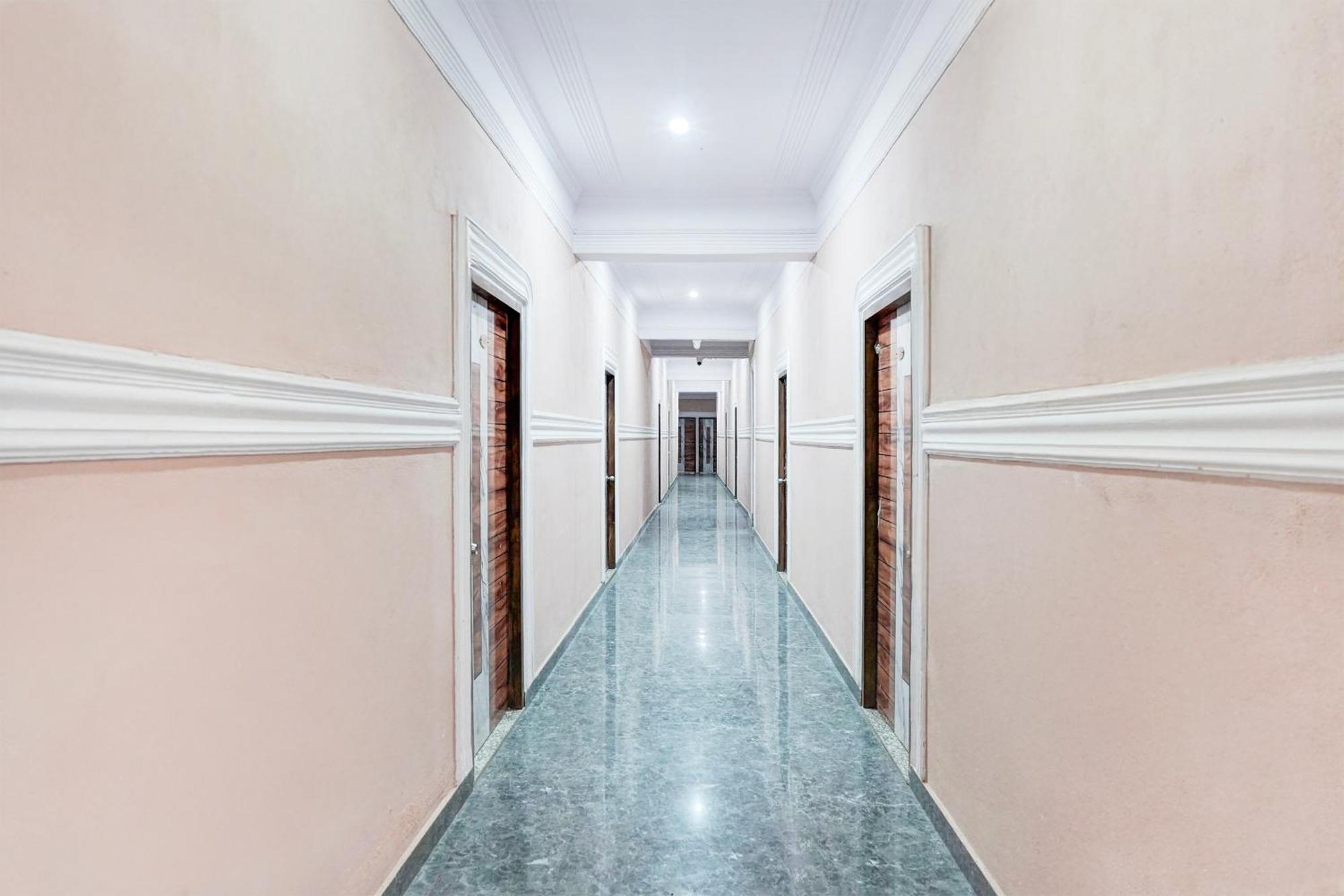 Collection O Shandilya Grand Residency نويدا الكبرى المظهر الخارجي الصورة