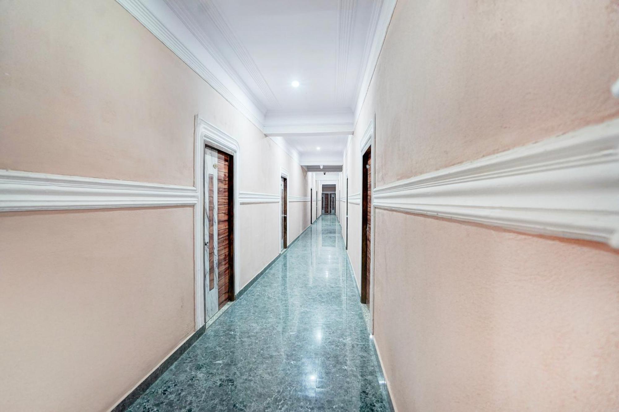 Collection O Shandilya Grand Residency نويدا الكبرى المظهر الخارجي الصورة